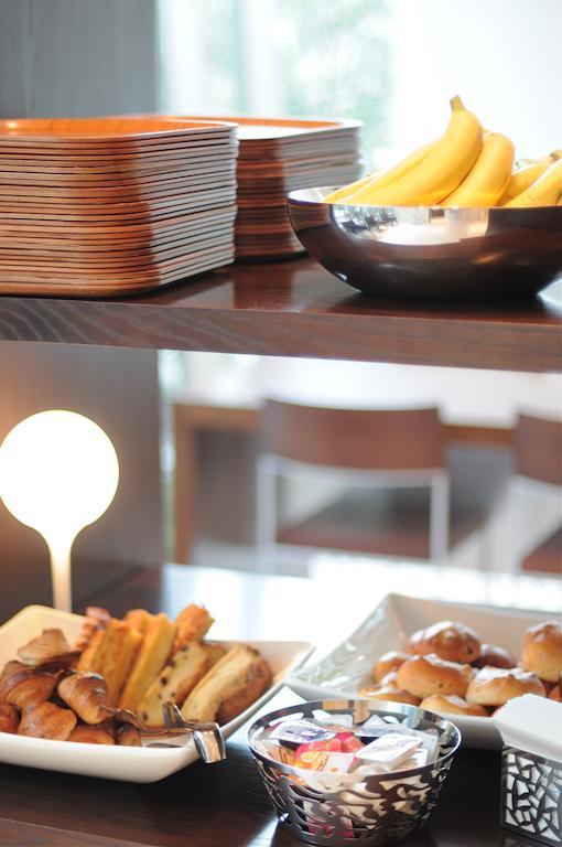 7 Days Hotel Plus Kochi  Luaran gambar